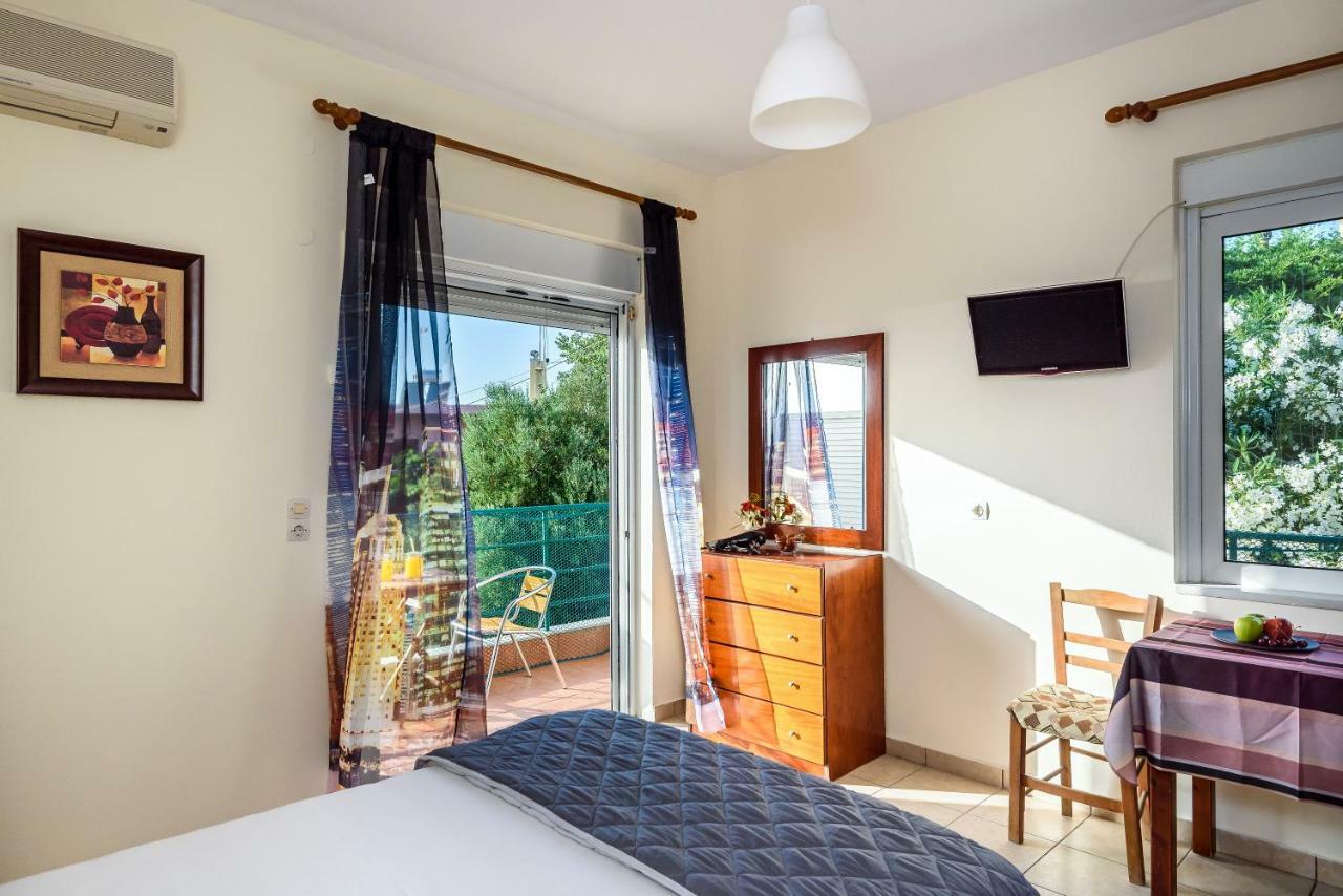 Golden Beach Hill Apartments カト・ダラトソ エクステリア 写真